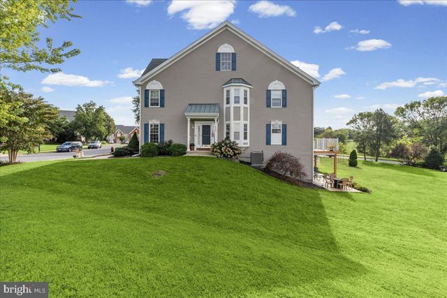 19 AUGUSTA LN, Blackwood, NJ 08012