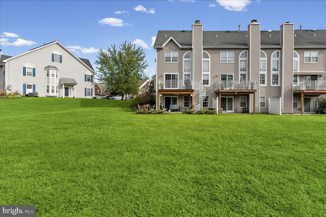 19 AUGUSTA LN, Blackwood, NJ 08012