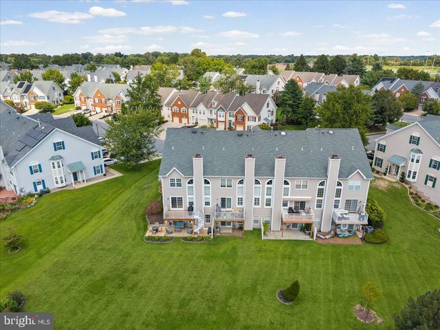 19 AUGUSTA LN, Blackwood, NJ 08012