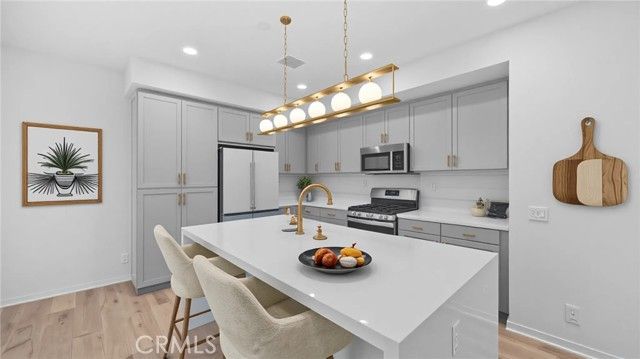 16122 Meadowhouse Avenue, Chino, CA 91708