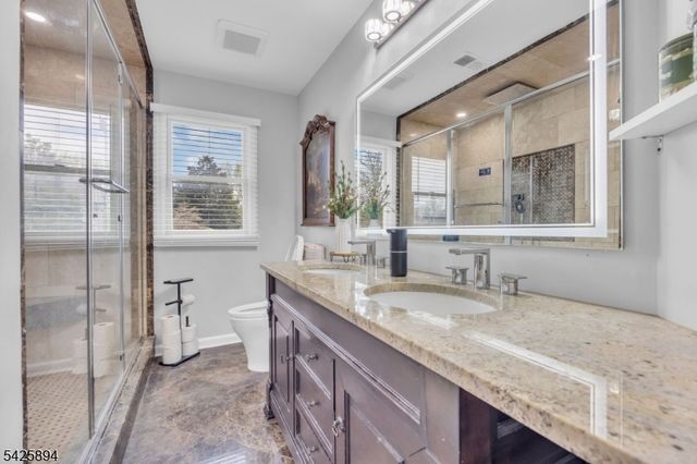 105 Morril Dr, South Plainfield Boro, NJ 07080