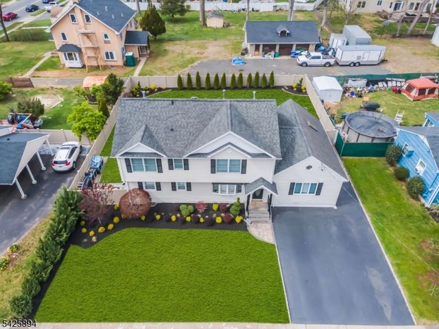 105 Morril Dr, South Plainfield Boro, NJ 07080