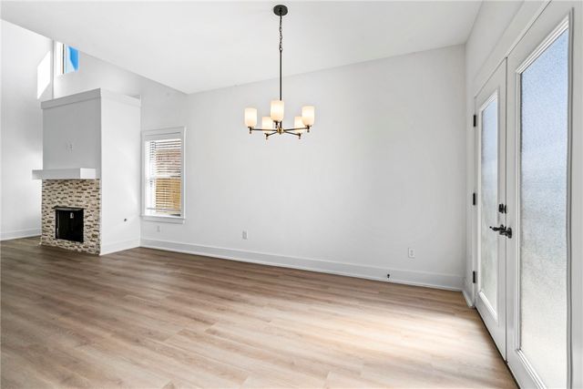 7001 Basswood Avenue, Bentonville, AR 72713