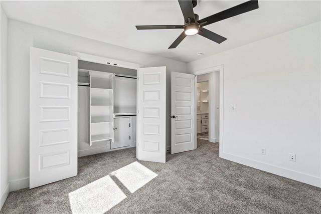 7001 Basswood Avenue, Bentonville, AR 72713