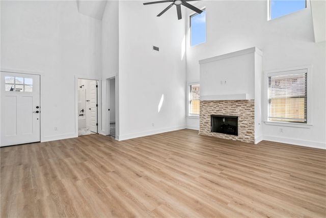 7001 Basswood Avenue, Bentonville, AR 72713