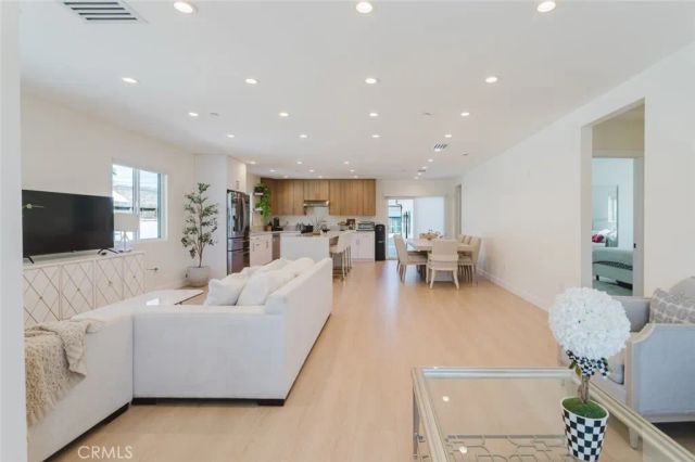 11026 Fleetwood Street, Sun Valley, CA 91352