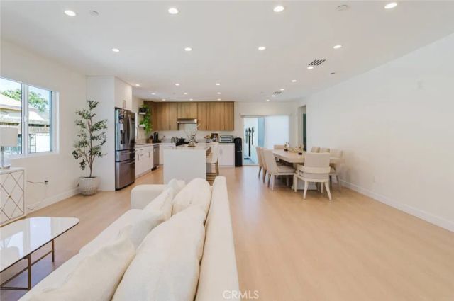 11026 Fleetwood Street, Sun Valley, CA 91352
