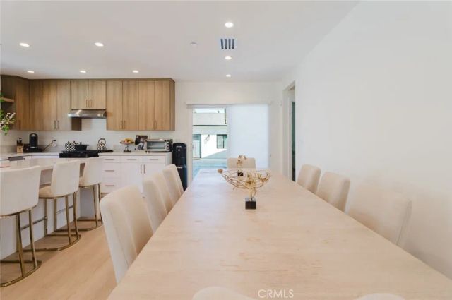 11026 Fleetwood Street, Sun Valley, CA 91352