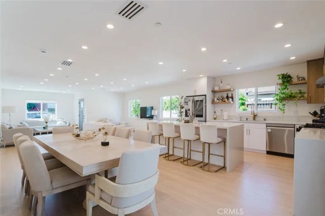 11026 Fleetwood Street, Sun Valley, CA 91352