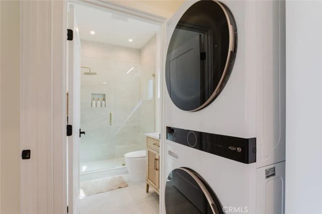 11026 Fleetwood Street, Sun Valley, CA 91352