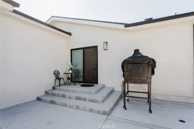 11026 Fleetwood Street, Sun Valley, CA 91352