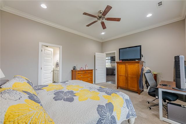 4008 SW Hollyhock Street, Bentonville, AR 72713