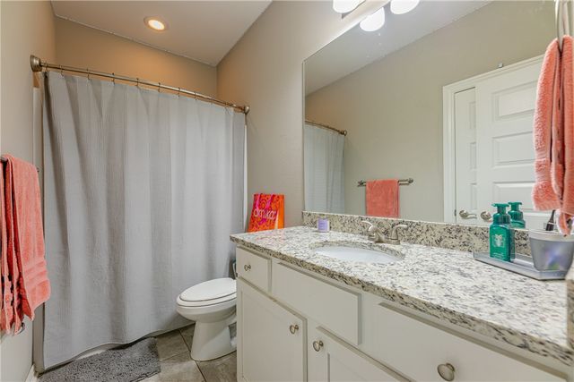 4008 SW Hollyhock Street, Bentonville, AR 72713