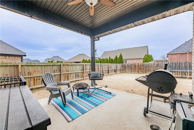 4008 SW Hollyhock Street, Bentonville, AR 72713