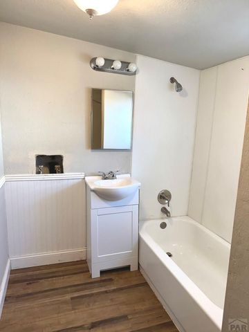 2402 Wyoming Ave, Pueblo, CO 81004