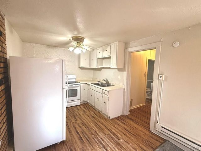 2402 Wyoming Ave, Pueblo, CO 81004