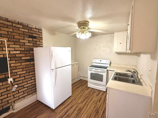 2402 Wyoming Ave, Pueblo, CO 81004
