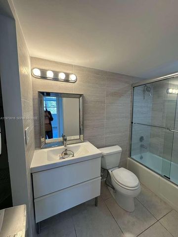 210 Sea View Dr 410, Key Biscayne, FL 33149