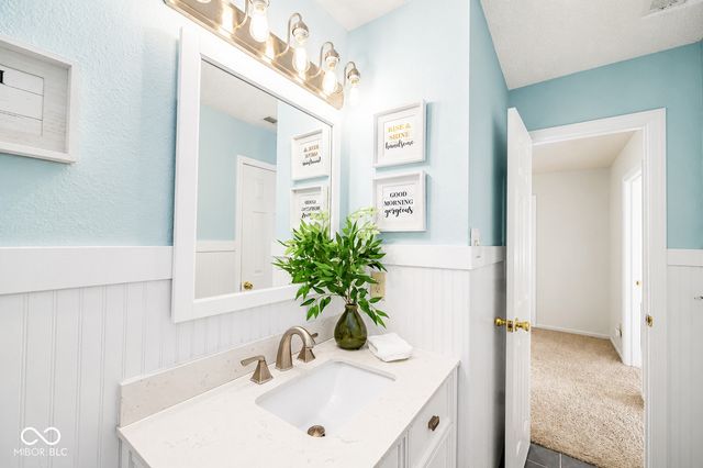 14787 Drayton Drive, Noblesville, IN 46062