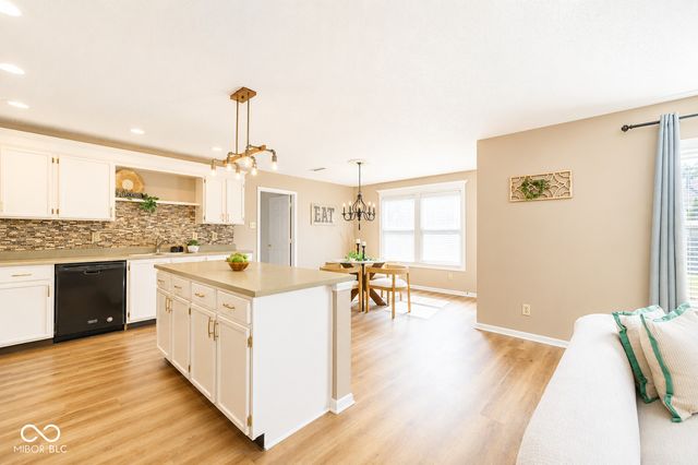 14787 Drayton Drive, Noblesville, IN 46062