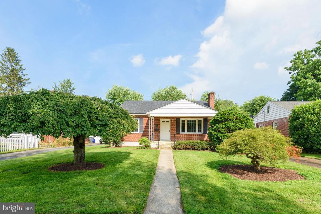 233 MARYLAND AVE, Oxford, PA 19363