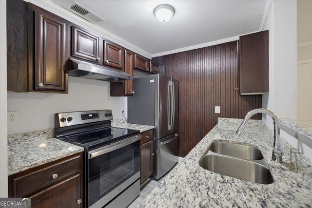 2421 2nd Street NW, Atlanta, GA 30318