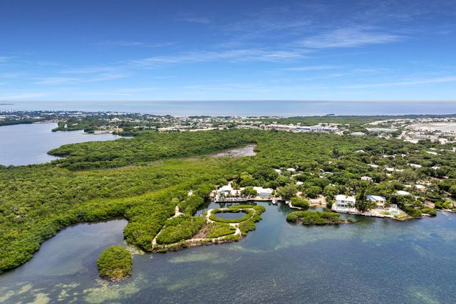 1590 Pelican Pass, Marathon, FL 33050