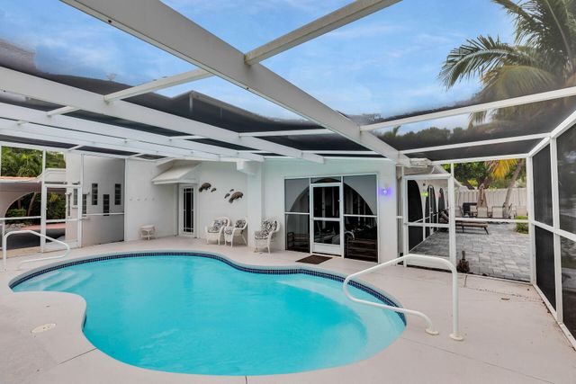 1590 Pelican Pass, Marathon, FL 33050