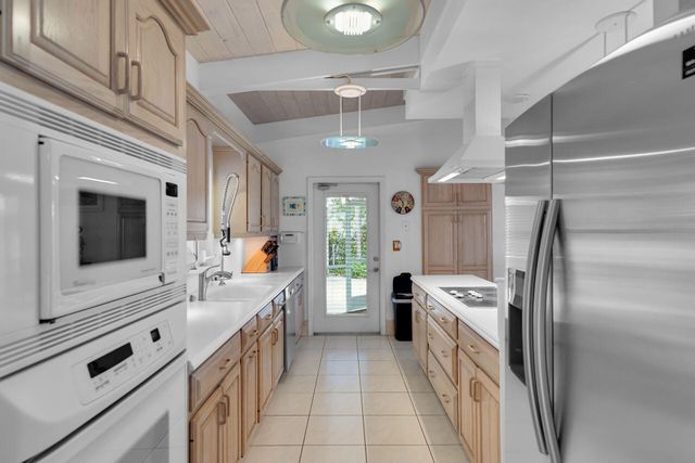 1590 Pelican Pass, Marathon, FL 33050