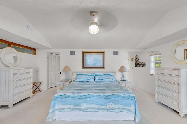 1590 Pelican Pass, Marathon, FL 33050