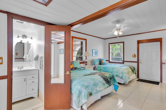 1590 Pelican Pass, Marathon, FL 33050