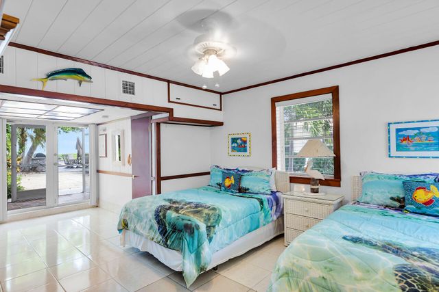 1590 Pelican Pass, Marathon, FL 33050