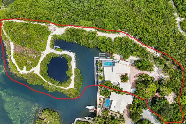 1590 Pelican Pass, Marathon, FL 33050
