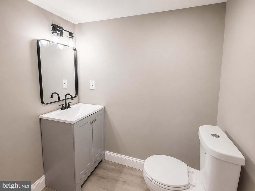 Image 33 of property listing at 7508 KENLEA AVE, Baltimore, MD 21236