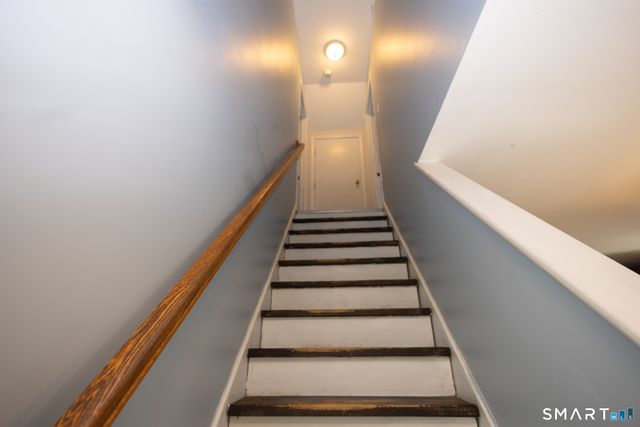 10 Russell Avenue, Brooklyn, CT 06234