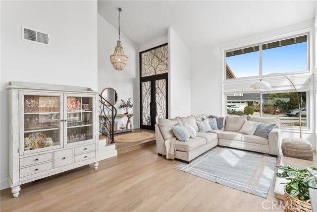 523 Calle Baranda, San Clemente, CA 92673