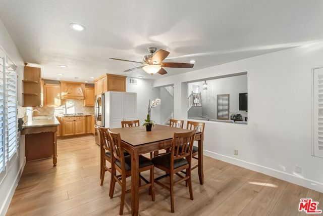 22042 Grovepark Drive, Saugus (santa Clarita), CA 91350