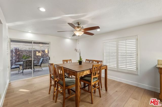 22042 Grovepark Drive, Saugus (santa Clarita), CA 91350