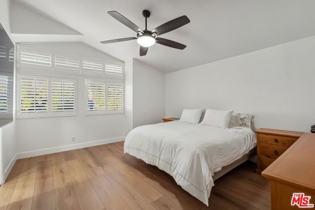 22042 Grovepark Drive, Saugus (santa Clarita), CA 91350