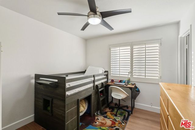 22042 Grovepark Drive, Saugus (santa Clarita), CA 91350