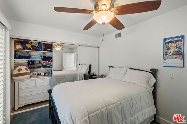 22042 Grovepark Drive, Saugus (santa Clarita), CA 91350