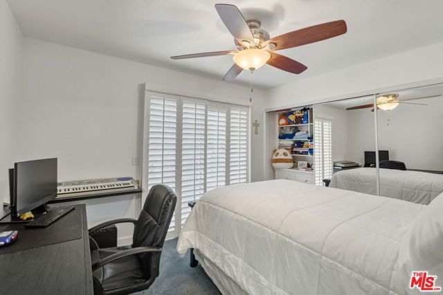 22042 Grovepark Drive, Saugus (santa Clarita), CA 91350