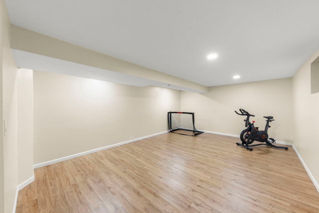 1301 Peshtigo Avenue, Naperville, IL 60564