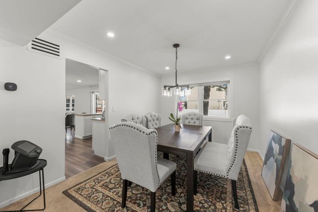 1301 Peshtigo Avenue, Naperville, IL 60564