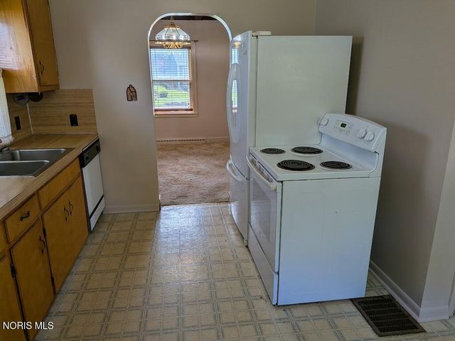 5214 Newhart Circle, Toledo, OH 43615