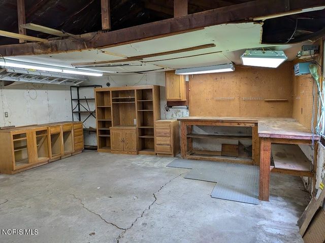 5214 Newhart Circle, Toledo, OH 43615