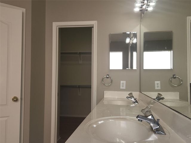 11203 Newberry Drive, Frisco, TX 75035