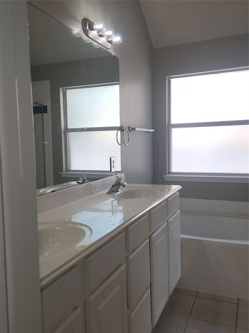11203 Newberry Drive, Frisco, TX 75035