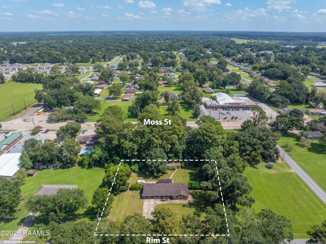 302 Rim Road, Lafayette, LA 70502