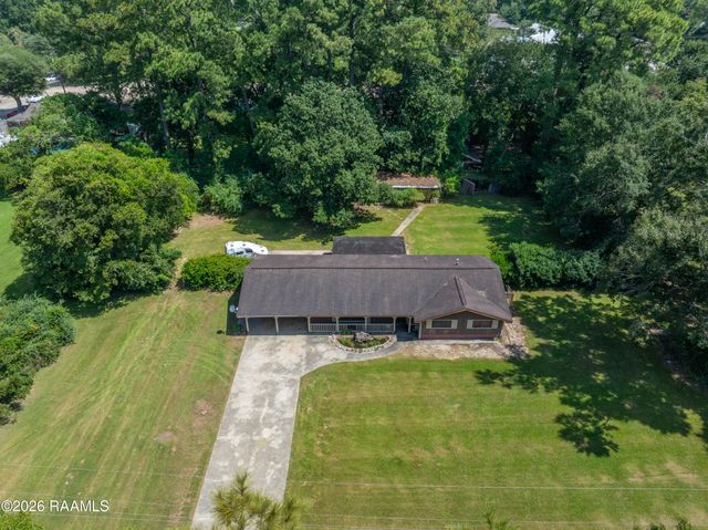 302 Rim Road, Lafayette, LA 70502